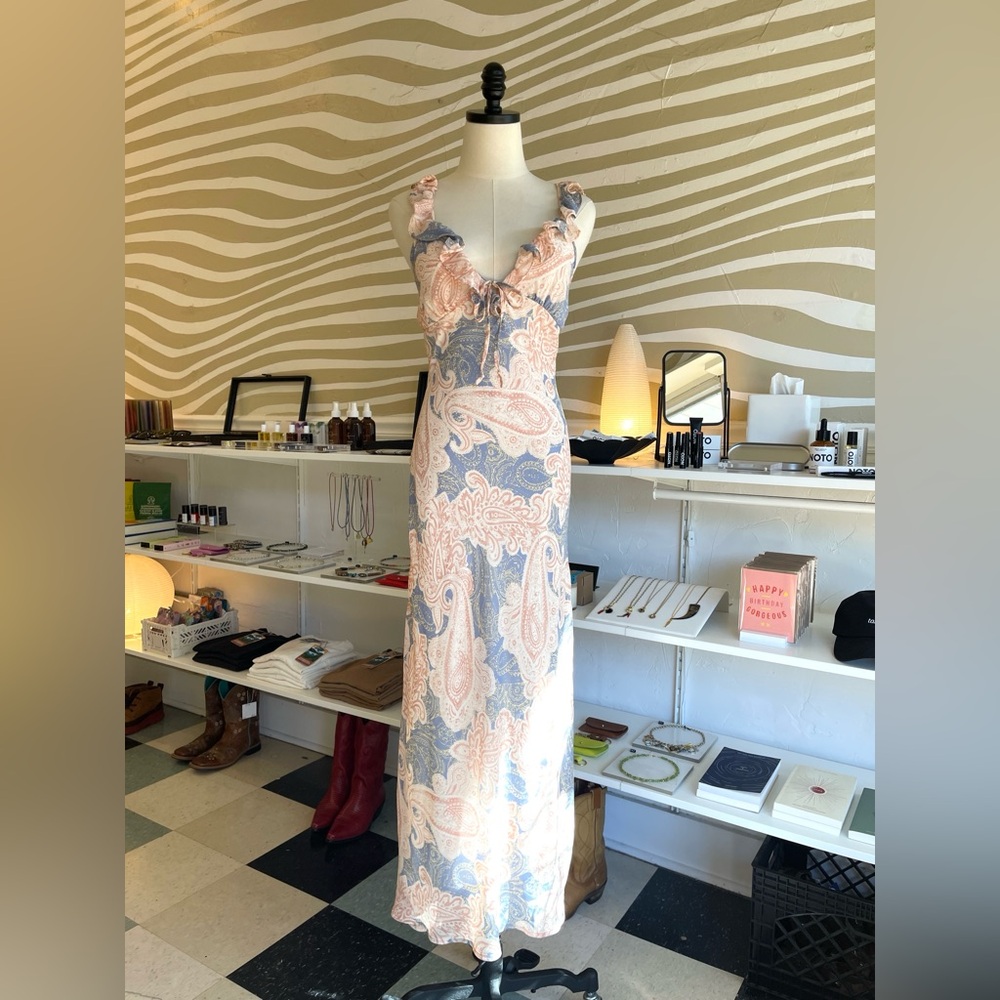 Thirty Thirty pastel blue and pink ruffle paisley maxi dress Medium
